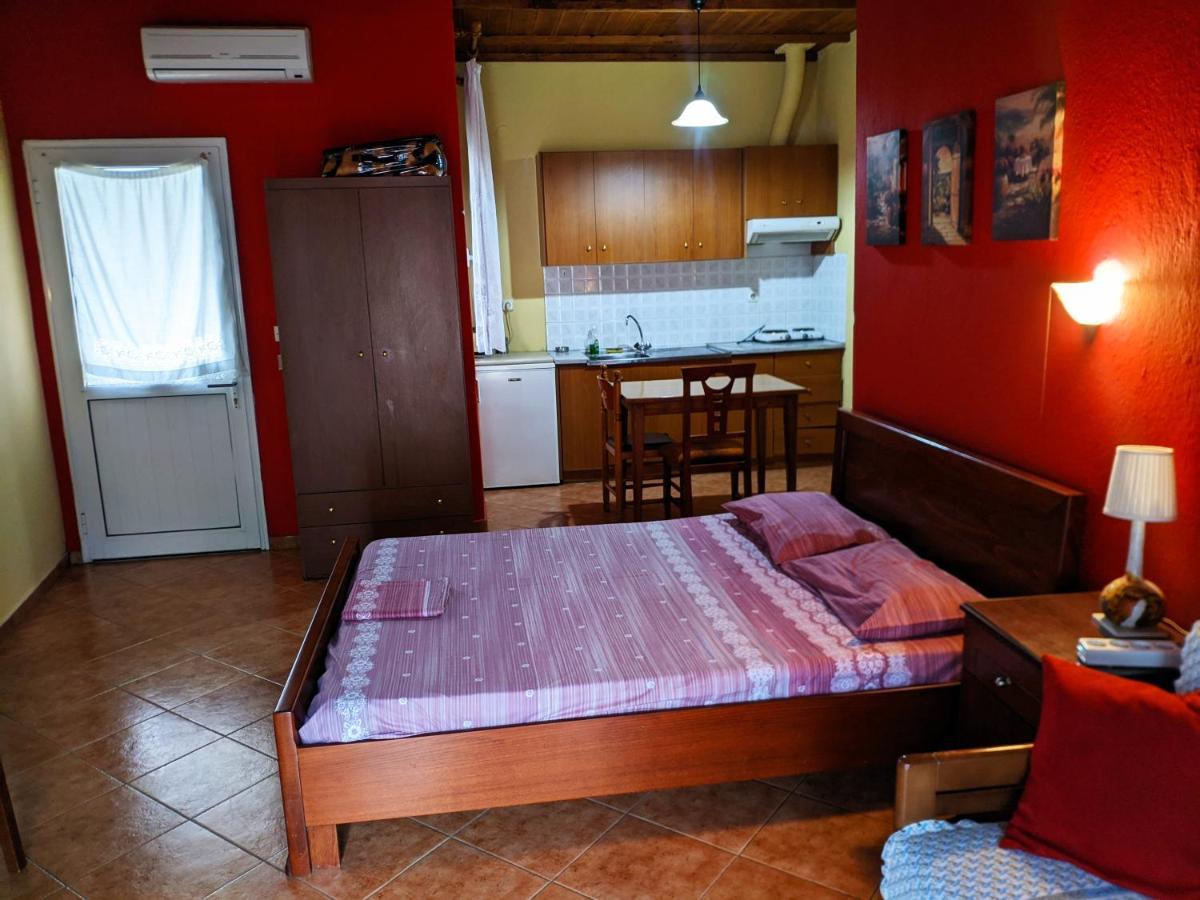 Alexandros Guesthouse Órma Dış mekan fotoğraf