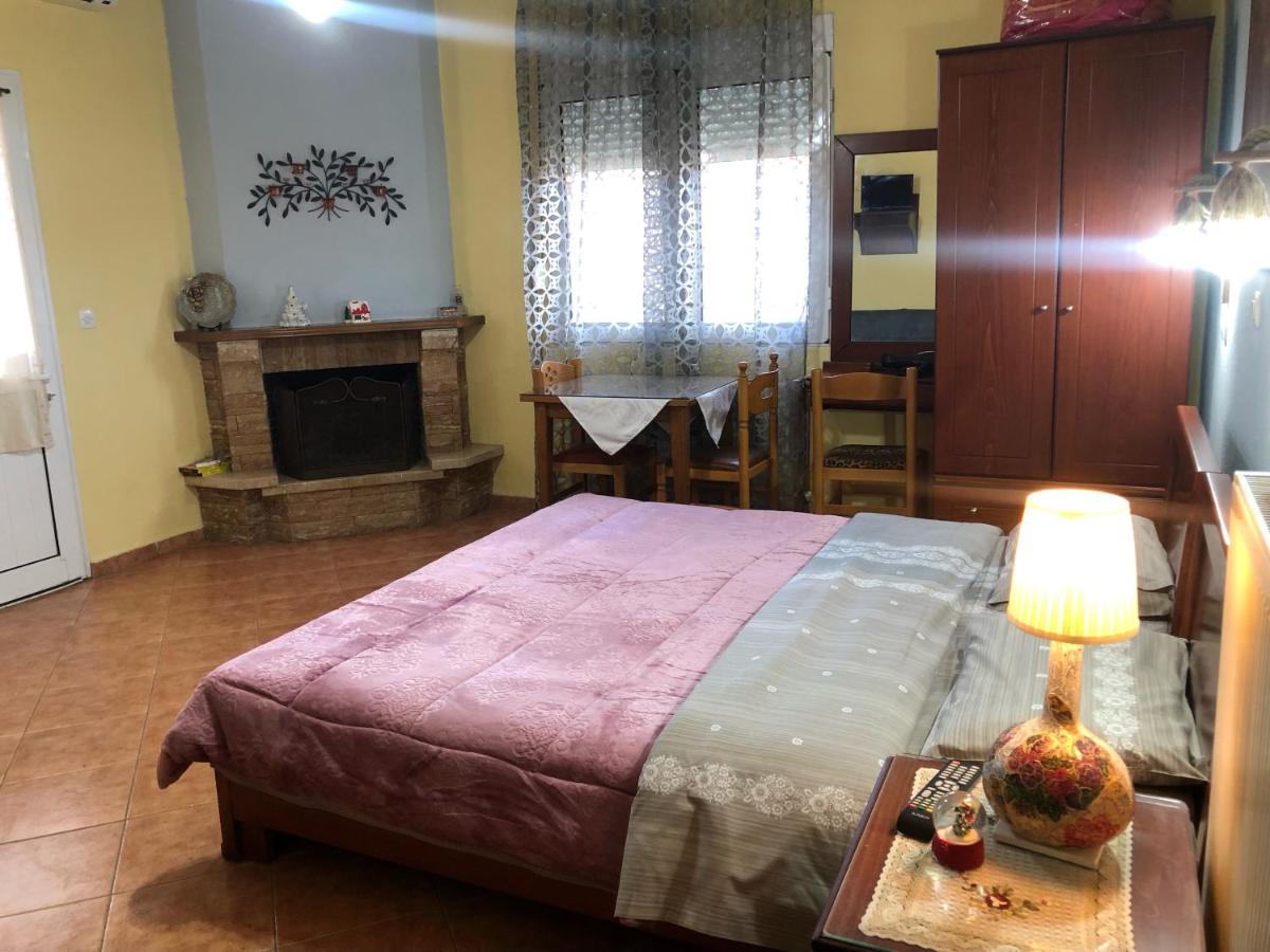 Alexandros Guesthouse Órma Dış mekan fotoğraf