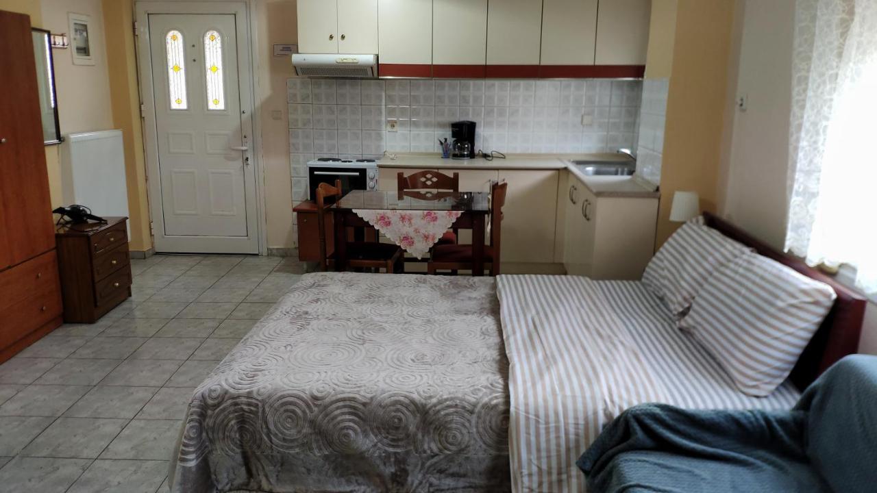 Alexandros Guesthouse Órma Dış mekan fotoğraf