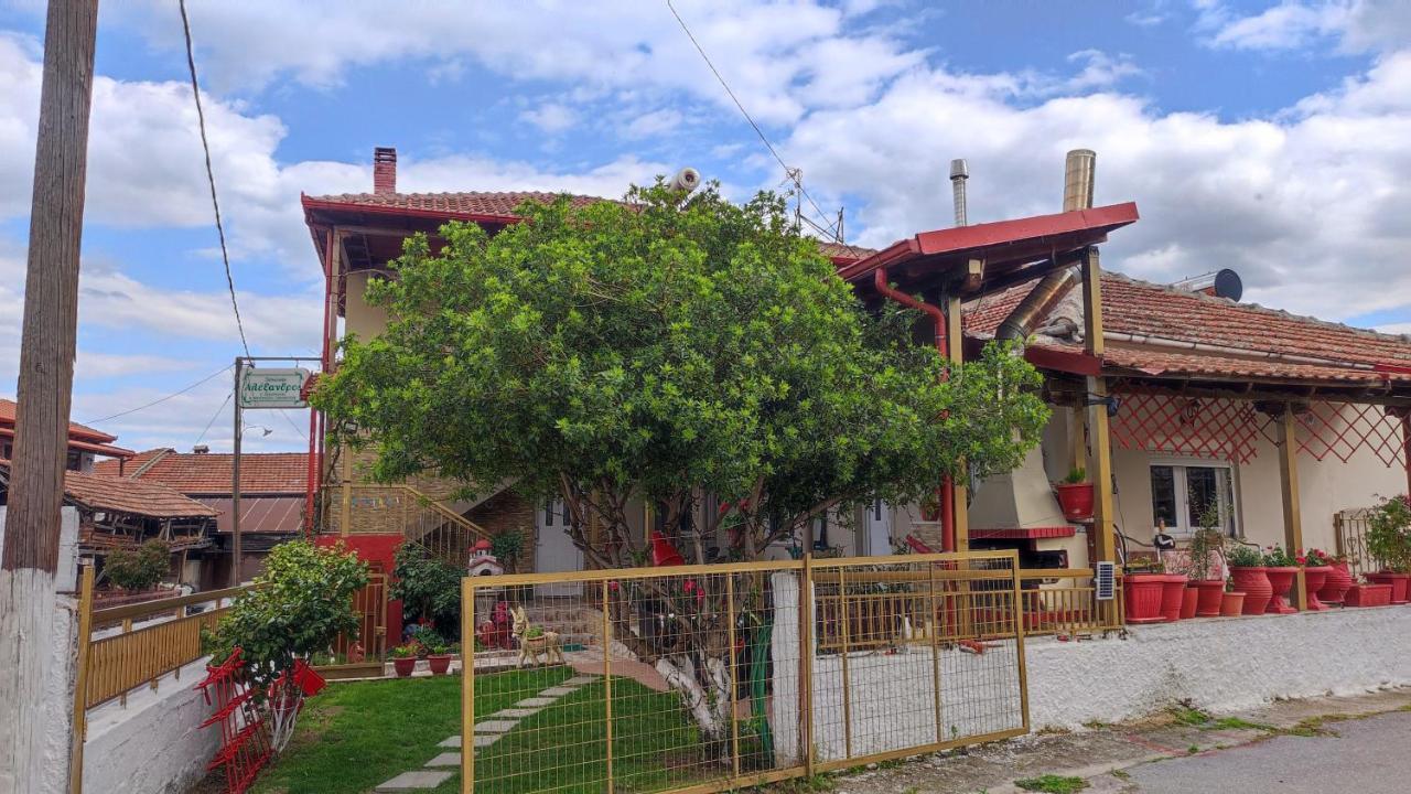 Alexandros Guesthouse Órma Dış mekan fotoğraf